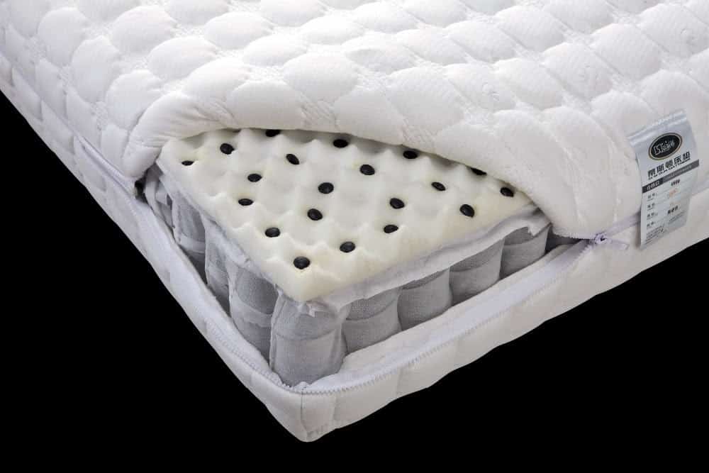 magnetic mattress pad north or south up